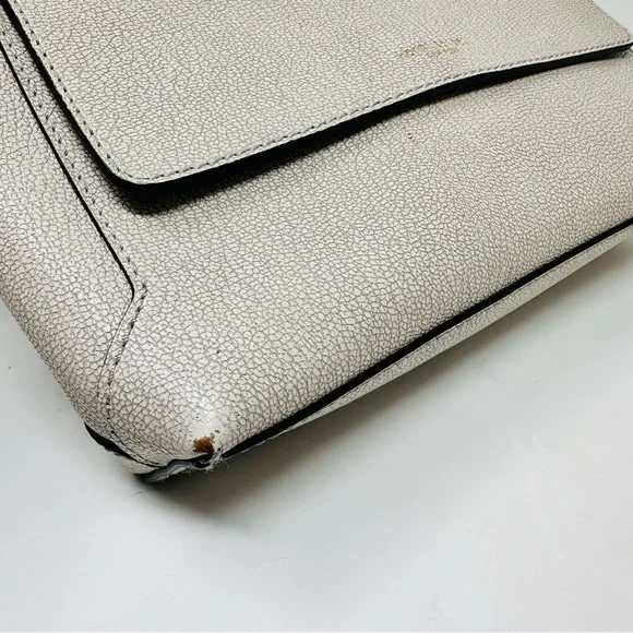 Henri Bendel pebbled leather flap bag - Picture 5 of 6